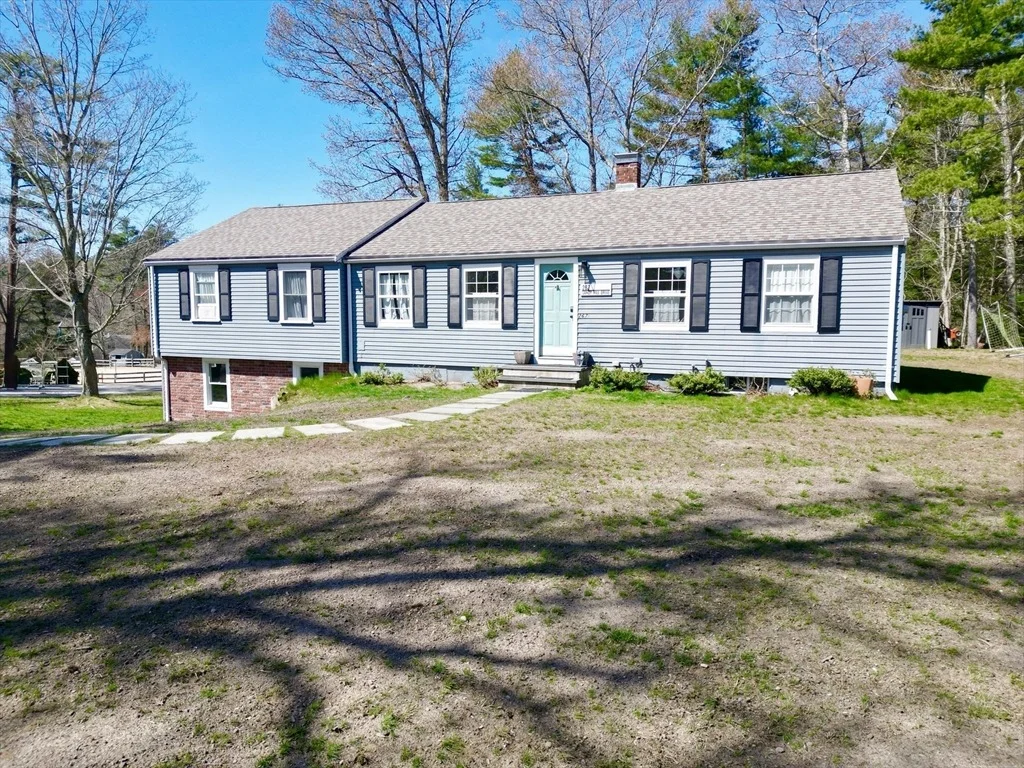 Photo of 267 Sandy Hill Dr