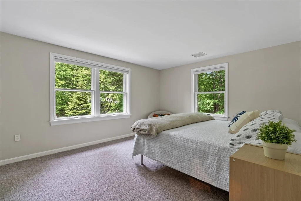 Photo of 6 Brooks Hill Road