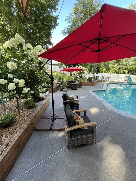 Photo of 74 Rose Hill Way