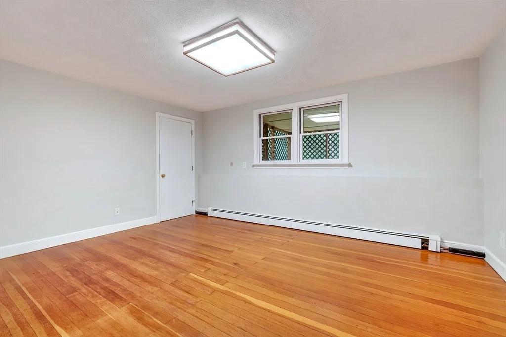 Photo of 10 Glenridge Dr