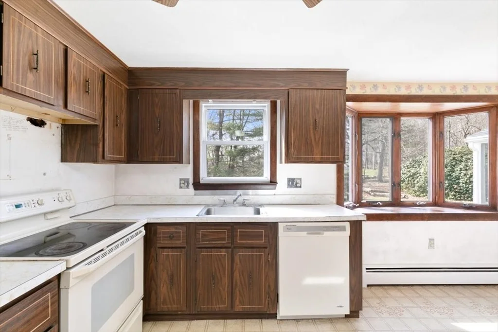 Photo of 21 Bayberry Rd