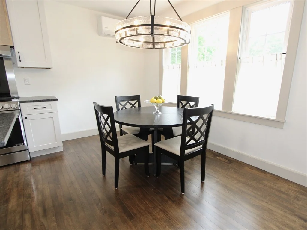 Photo of 7 Albemarle St