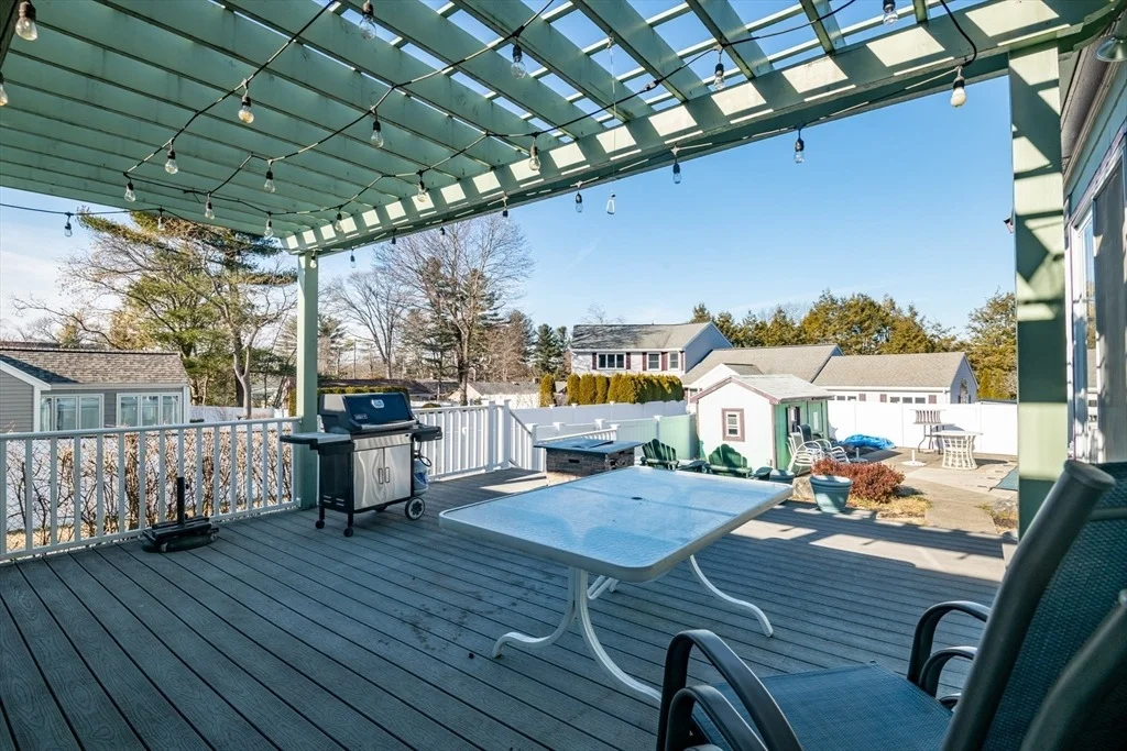 Photo of 25 Juniper Ave
