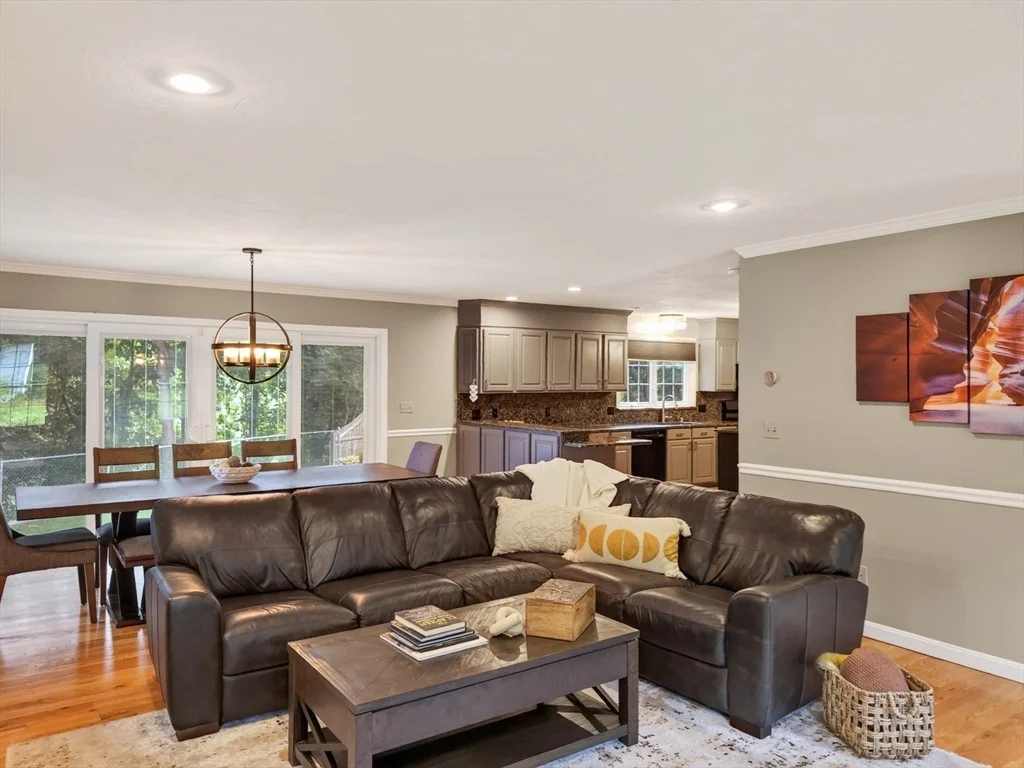 Photo of 16 Wadsworth Rd