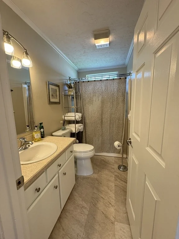 Photo of 61 Brookstone Dr.