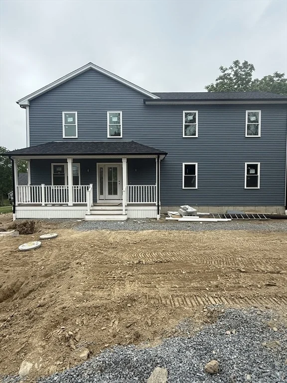 Photo of 661 Main St