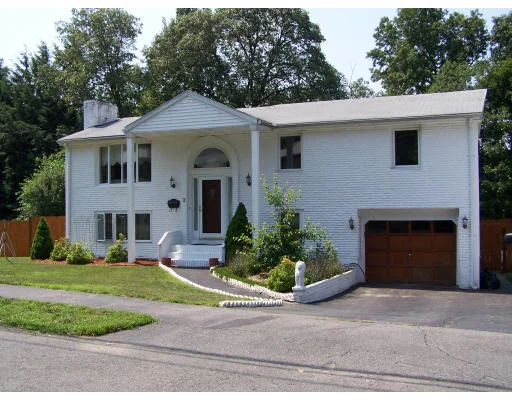 Photo of 3 Barnstable Road