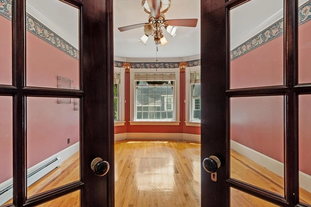 Photo of 10 Stevens St