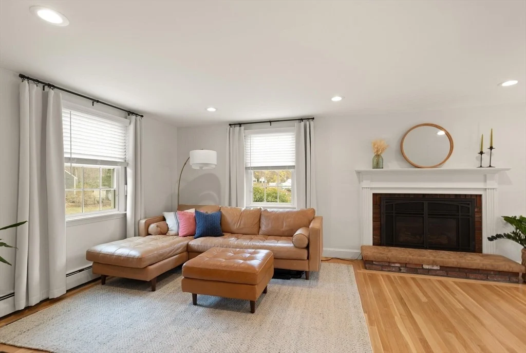 Photo of 9 Meadowview