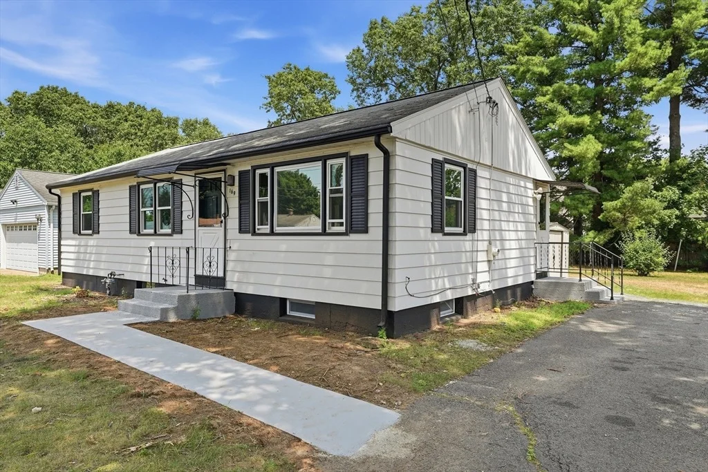 Photo of 169 Slater Ave