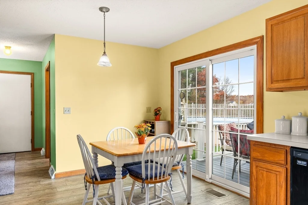 Photo of 4 Laurel Dr