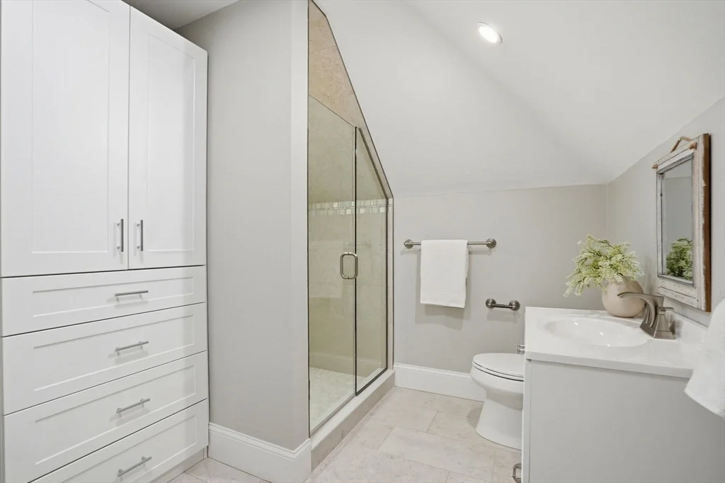 Photo of 9 Holton Road