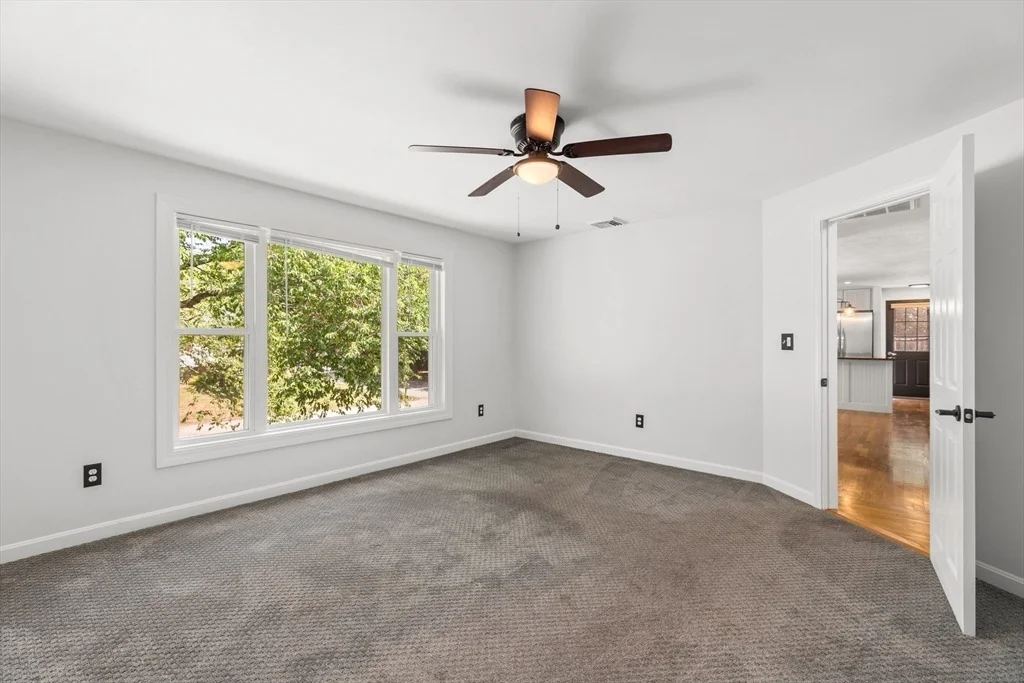 Photo of 21 Simpson Ave