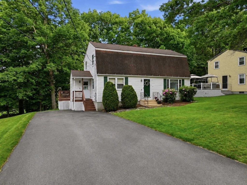 Photo of 3 Barrows Road