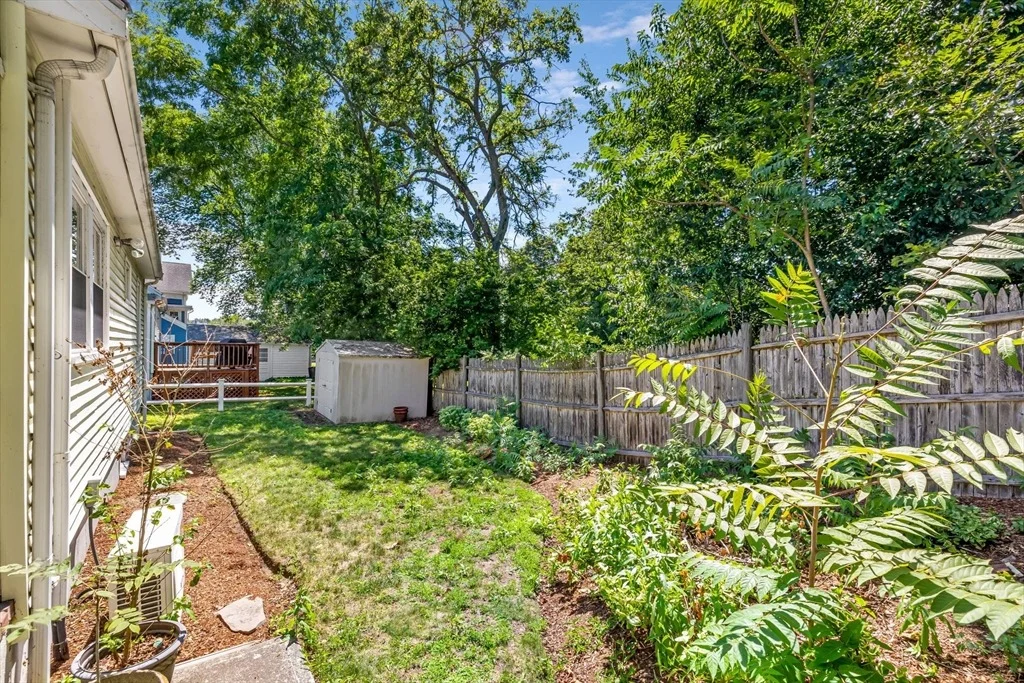 Photo of 38 Cutter Hill Rd