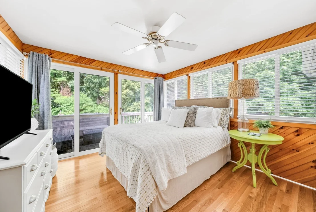 Photo of 32 Briarwood Rd