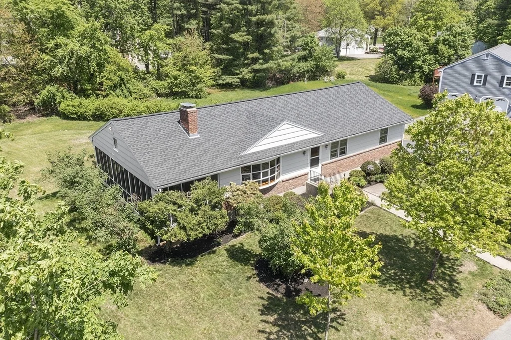 Photo of 415 Arlington St