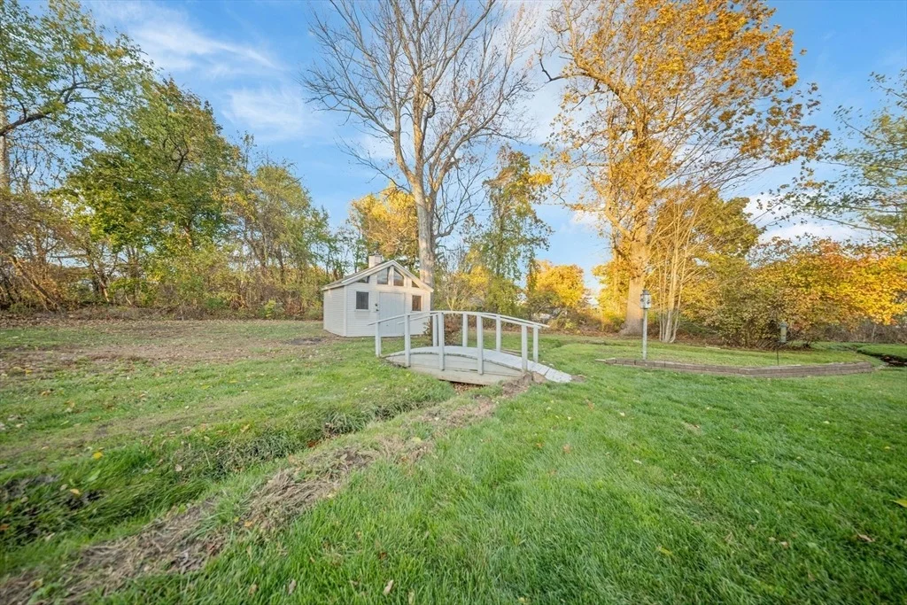 Photo of 86 Willow Brook Drive