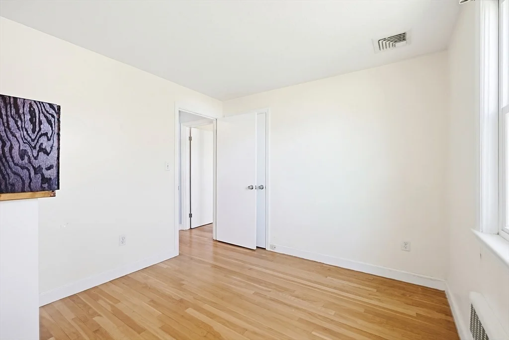Photo of 48 Irving Drive