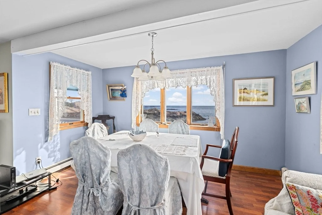 Photo of 151 Glades Rd