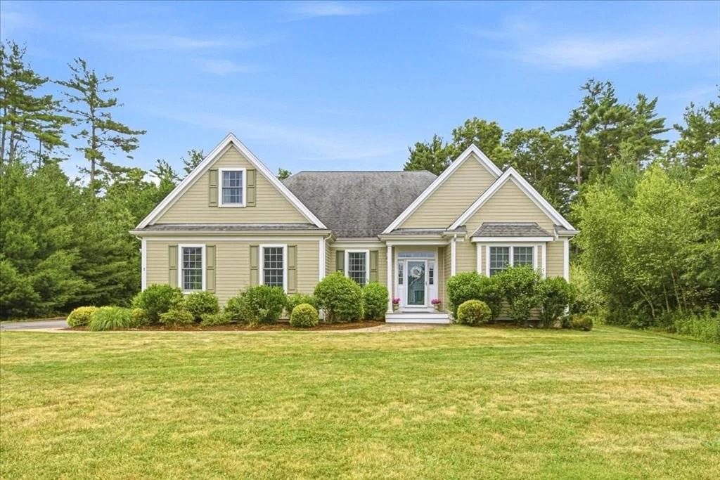 Photo of 8 Redtail Lane