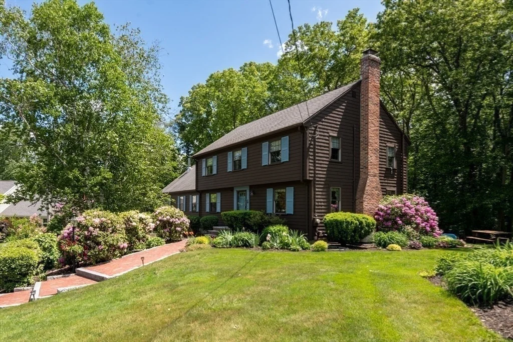 Photo of 5 Cape Cod Ln