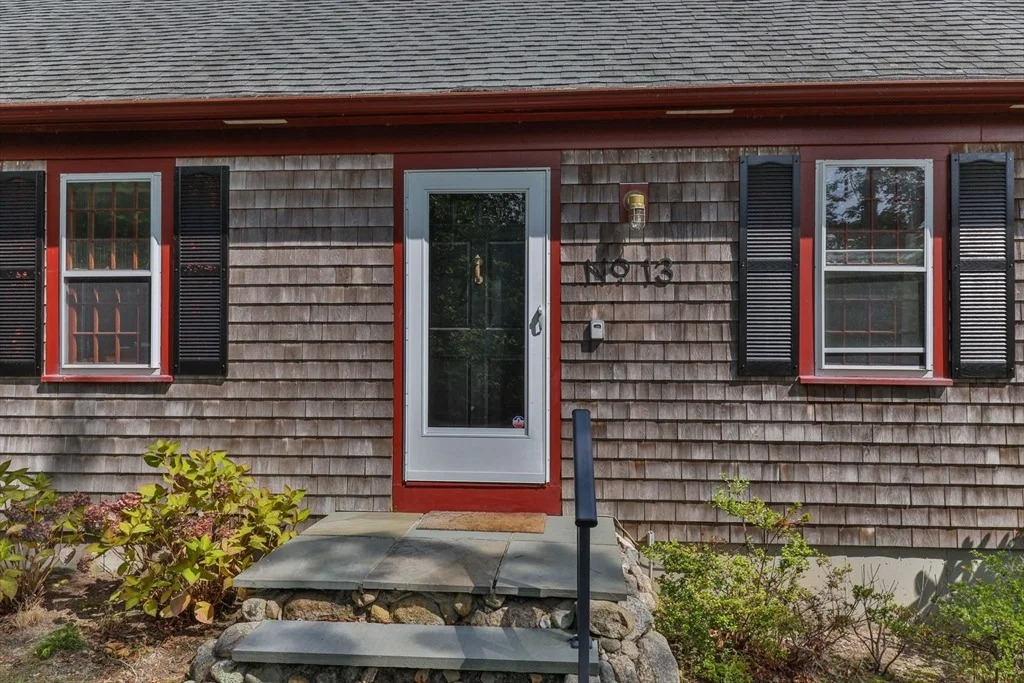 Photo of 13 Elm Dr