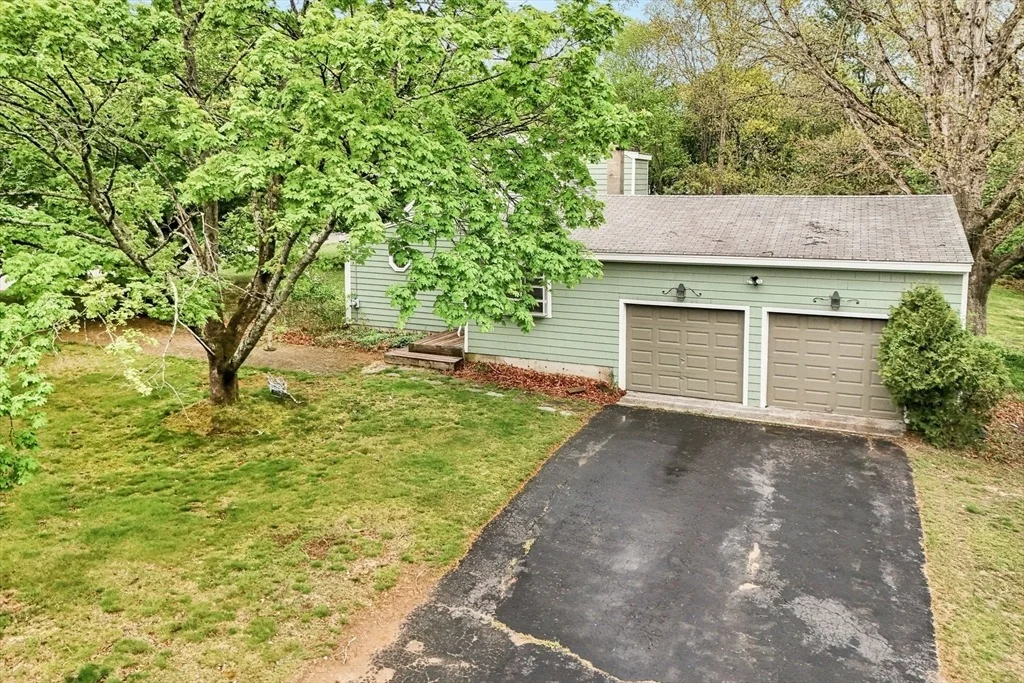 Photo of 24 Richard Dr
