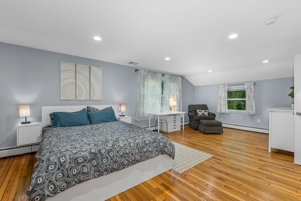 Photo of 33 Overlook Ave