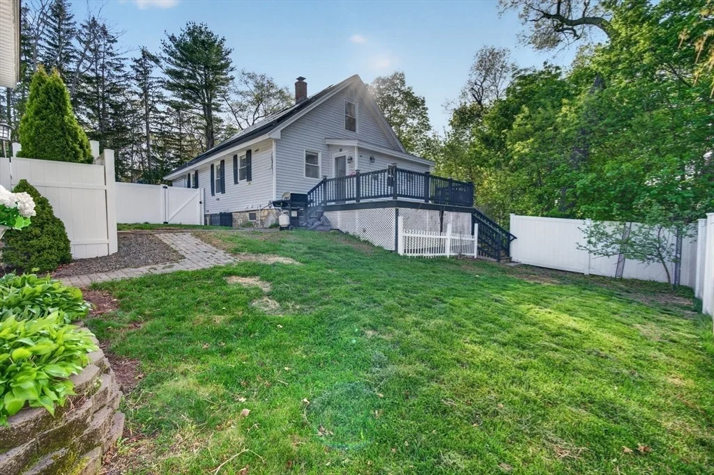 Photo of 423 Textile Ave