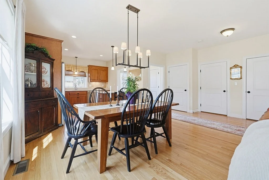 Photo of 30 Partridge View Ln S