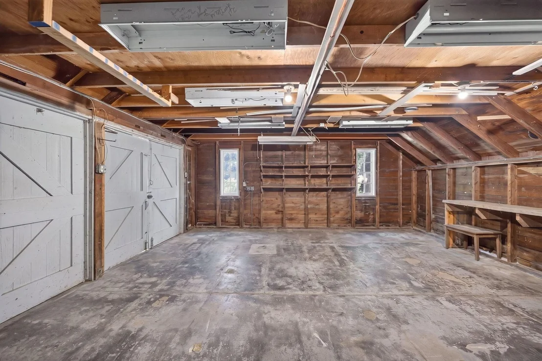 Photo of 7 Carmen Ln