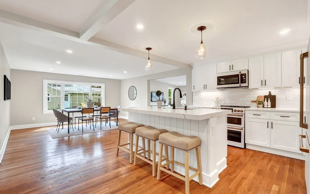 Photo of 28 Fieldstone Dr