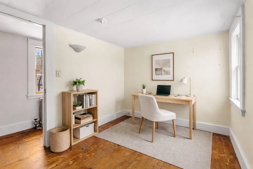 Photo of 104 Mill St