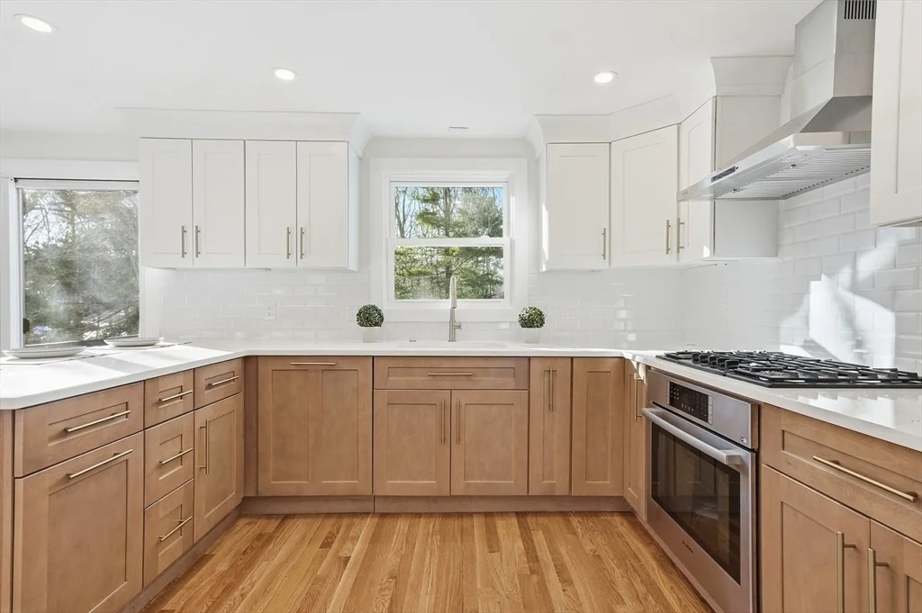 Photo of 155 Mill St