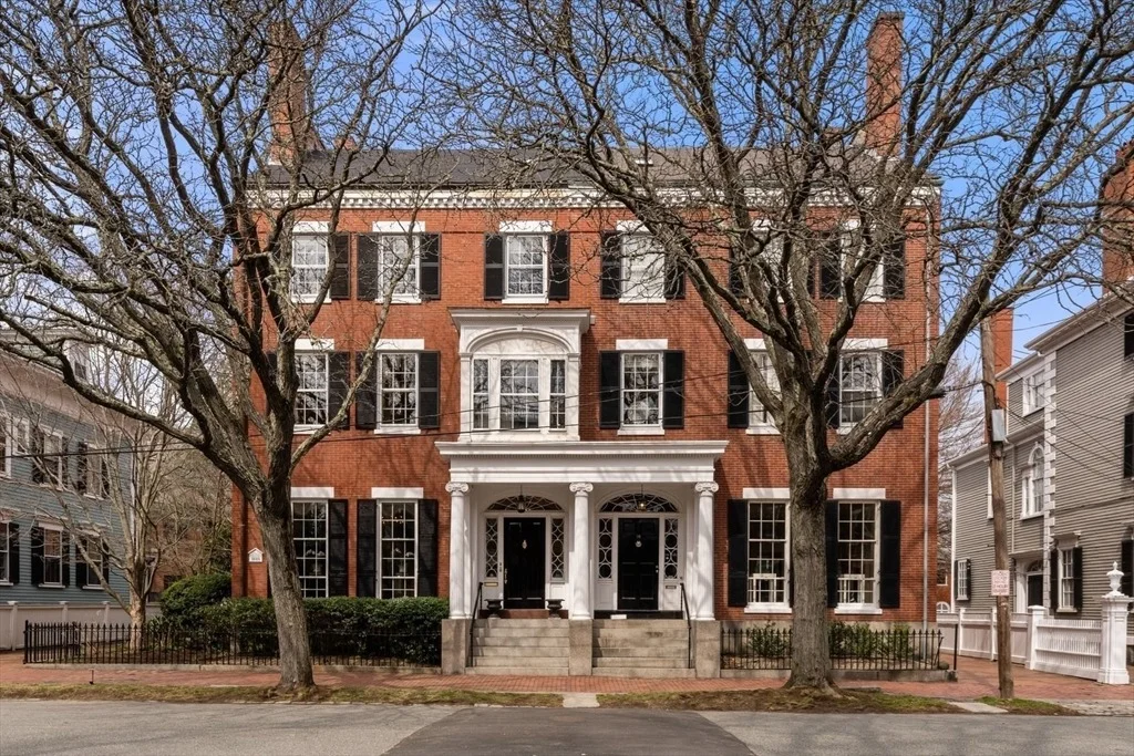 Photo of 40 Chestnut St
