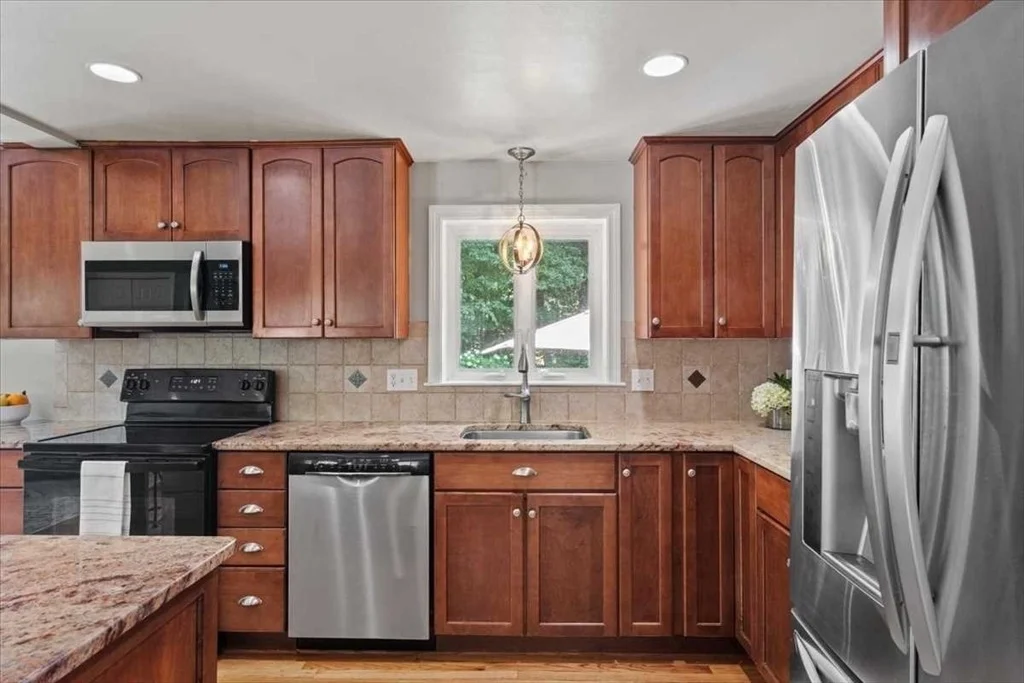 Photo of 7 Caroline Dr