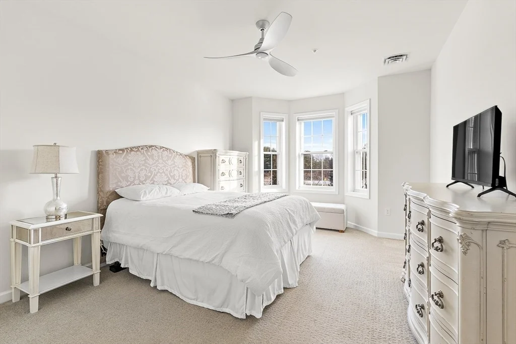 Photo of Unit 3003 at 36 Abigail Way
