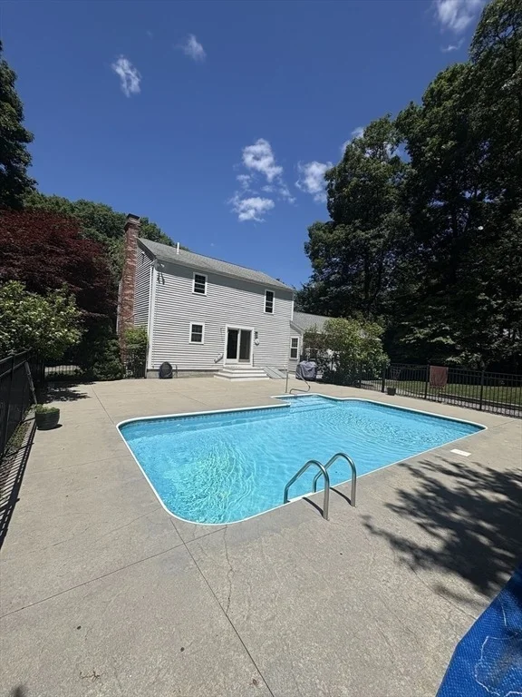 Photo of 35 Houde St