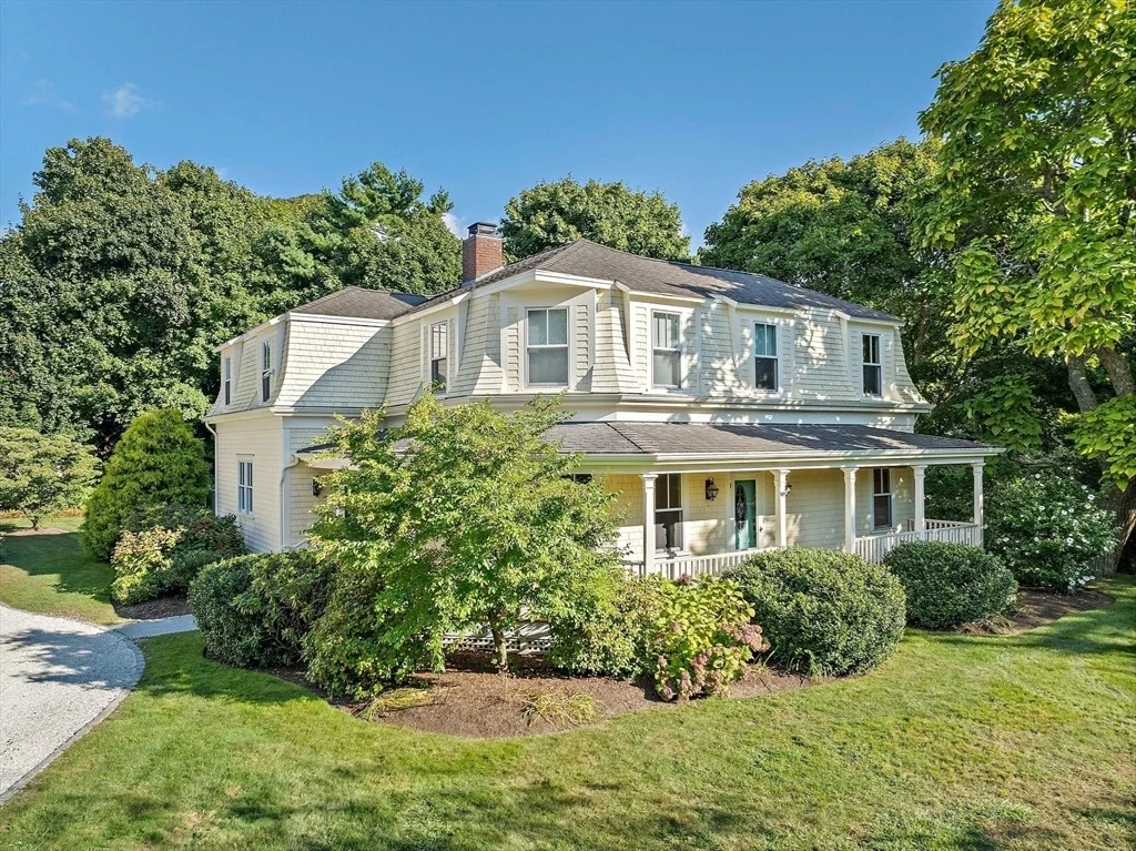 Photo of 1220 Main St