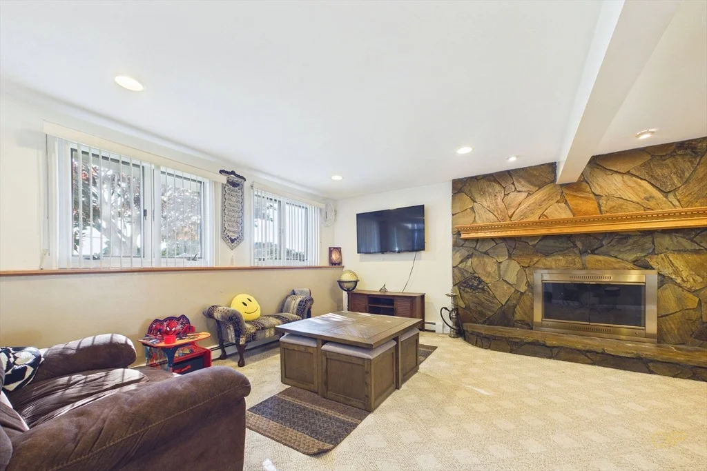 Photo of 6 Lighthouse Ln