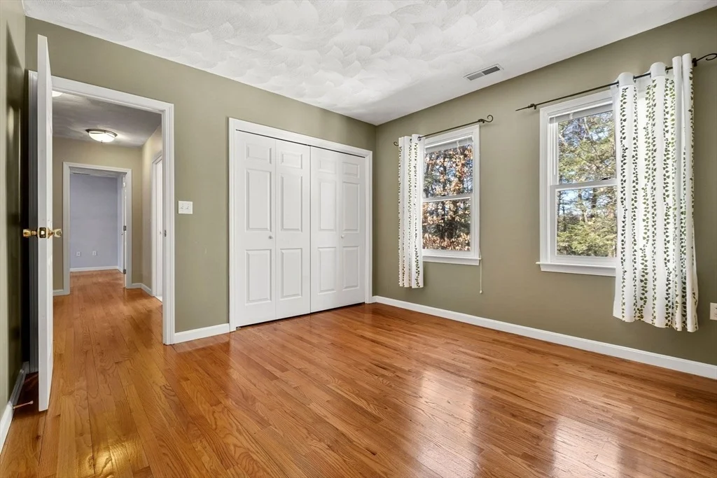 Photo of 18 Ravens Bluff