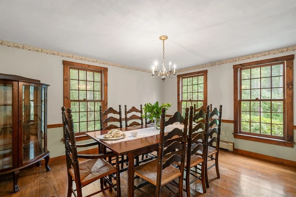 Photo of 124 Raddin Rd