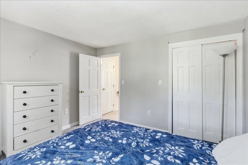 Photo of 27 Kennel Hill Dr