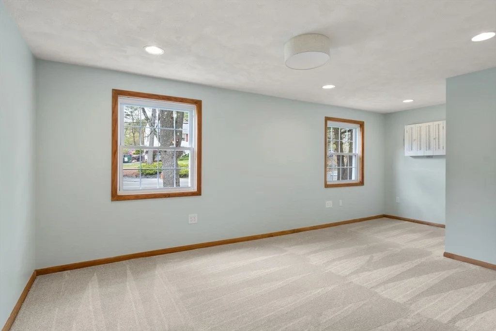Photo of 103 Wenham St