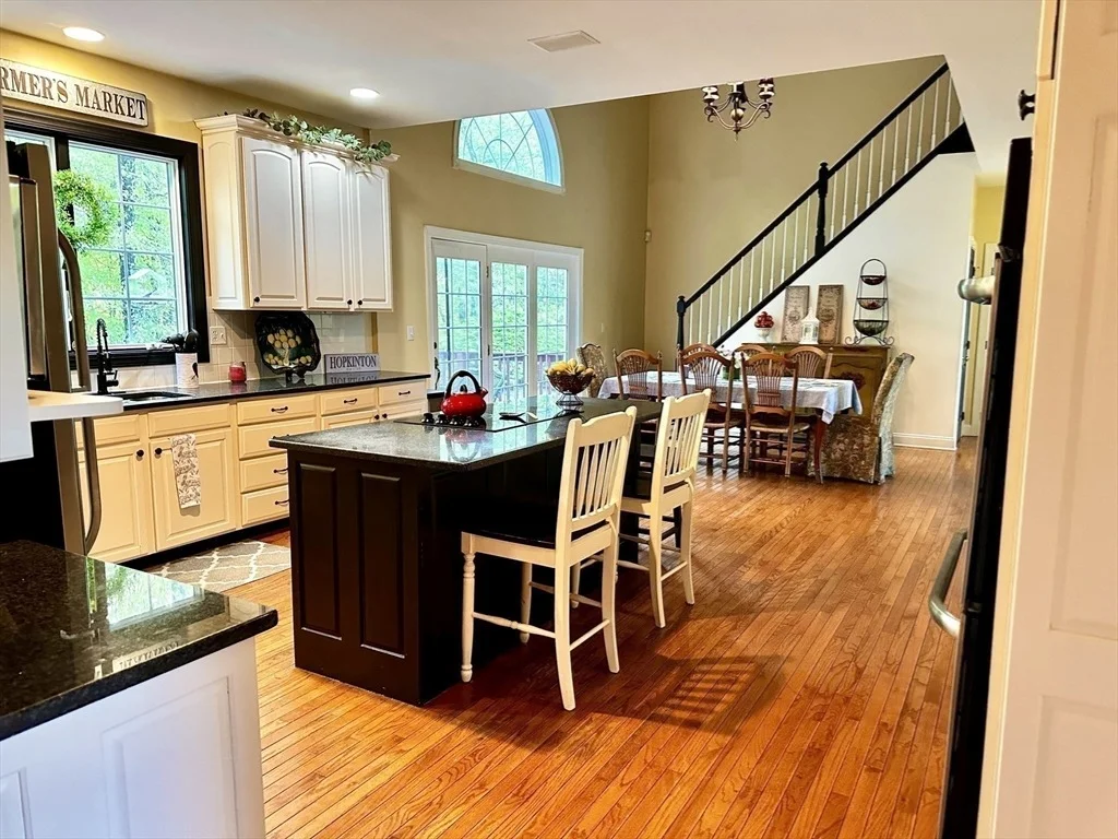 Photo of 6 Everett Circle