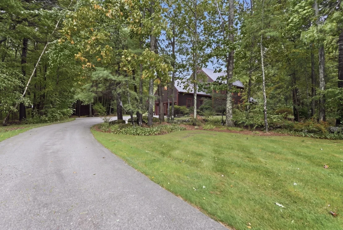 Photo of 9 Fox Run Dr