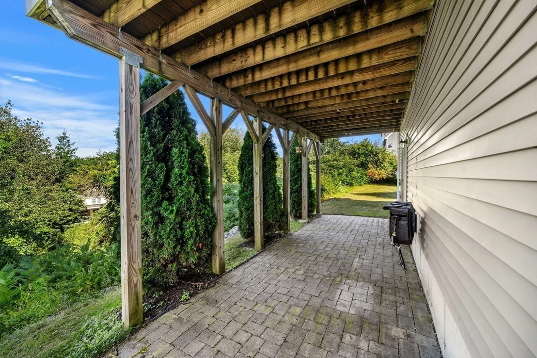 Photo of 22 Overlook Dr
