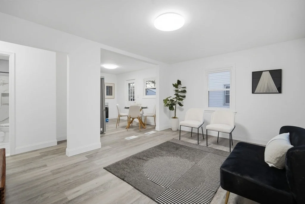 Photo of 25 Pheland St
