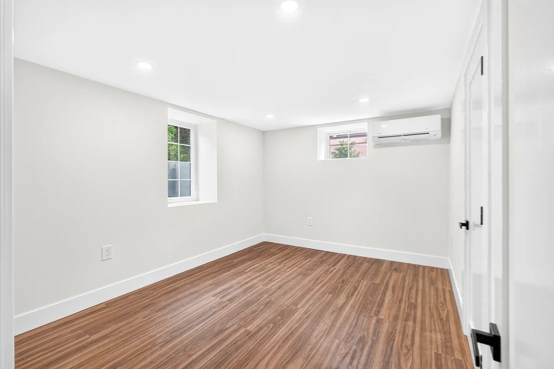 Photo of 210 Summer Street